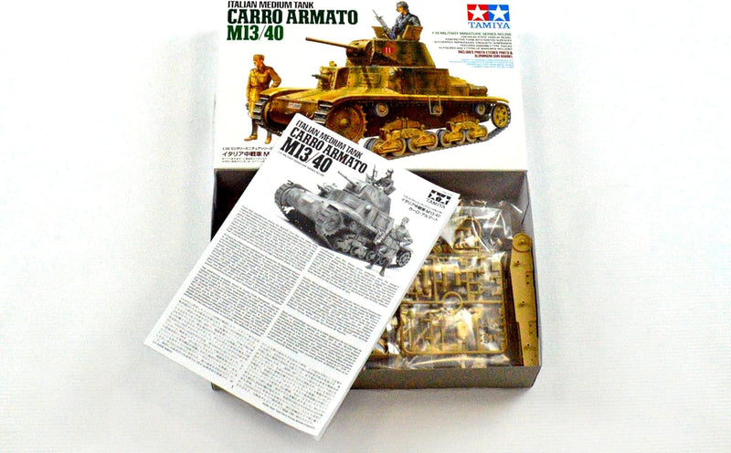 TAMIYA 300035296 300035296-1:35 WWII Italian Medium Panzer Carro Armato M13/40 (2), originalgetreue