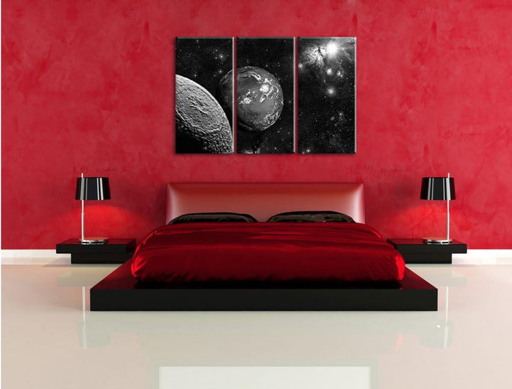 Pixxprint Planet Erde im Kosmos Kunst B&W / 3-Teilig/Gesamtmass 120cm Leinwandbild bespannt auf Holz