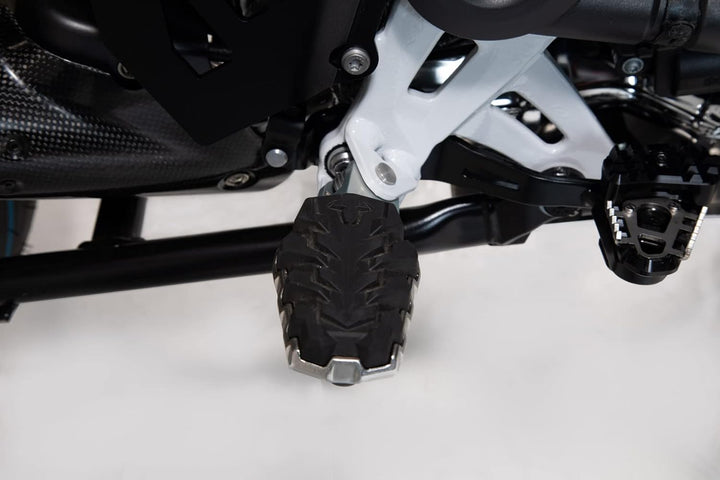 SW-MOTECH EVO Fussrasten-Kit für BMW R1200GS LC/Adventure (13-), R1250GS (18-)