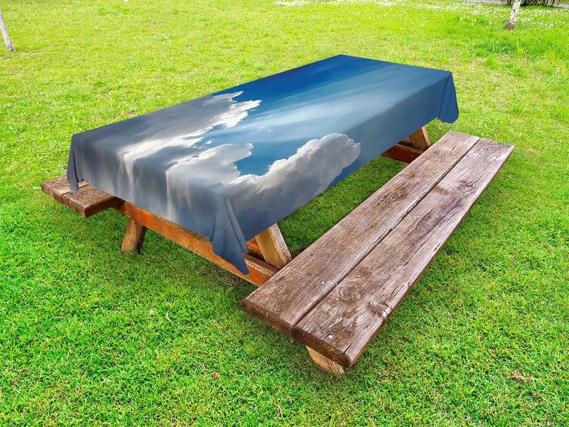 ABAKUHAUS Blau Weiss Outdoor-Tischdecke, Himmel-Wolken Sonnenstrahlen, dekorative waschbare Picknick