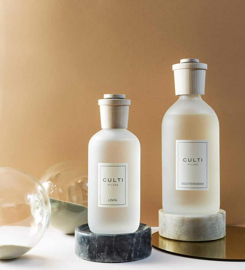 Culti Milano Stile Diffuser Supreme Amber mit einem Volumen von 100 ml und der Duftnote Weihrauch un