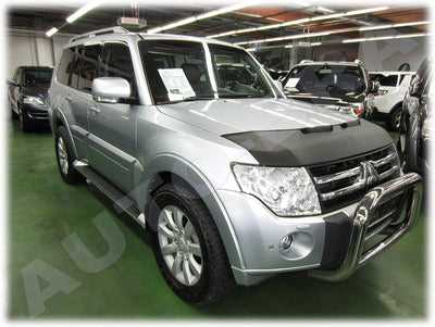 AB3-00096 CARBON OPTIK Auto Bra kompatibel mit Mitsubishi Pajero Bj. seit 2006 Haubenbra Steinschlag