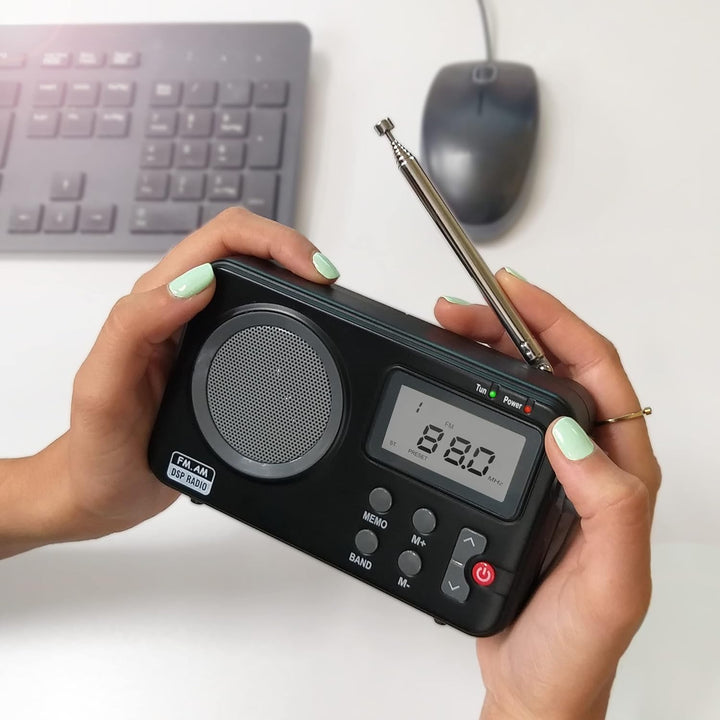 Radio NK-AB1904-FMBL/AM - Tragbares Radio, LCD-Display mit Licht, Antenne, Lautsprecher, 4 AA-Batter