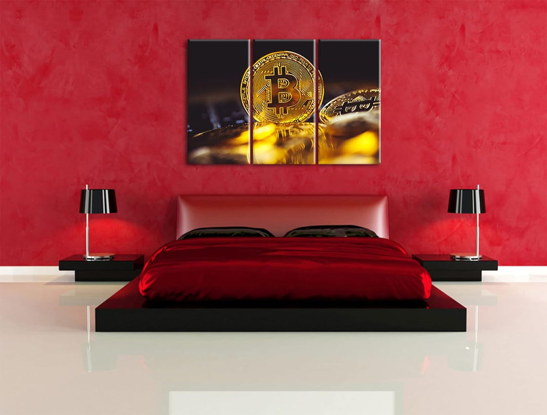 Bitcoin BTC zwischen Münzenals Leinwandbild 3 teilig | Grösse: 120x80 cm | Wandbild | Kunstdruck | f