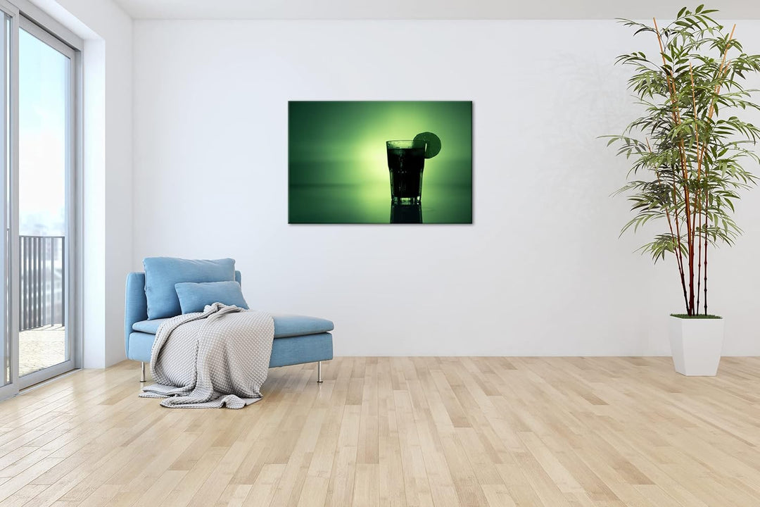 deyoli Cocktail im grün leuchtenden Licht im Format: 100x70 als Leinwandbild, Motiv fertig gerahmt a