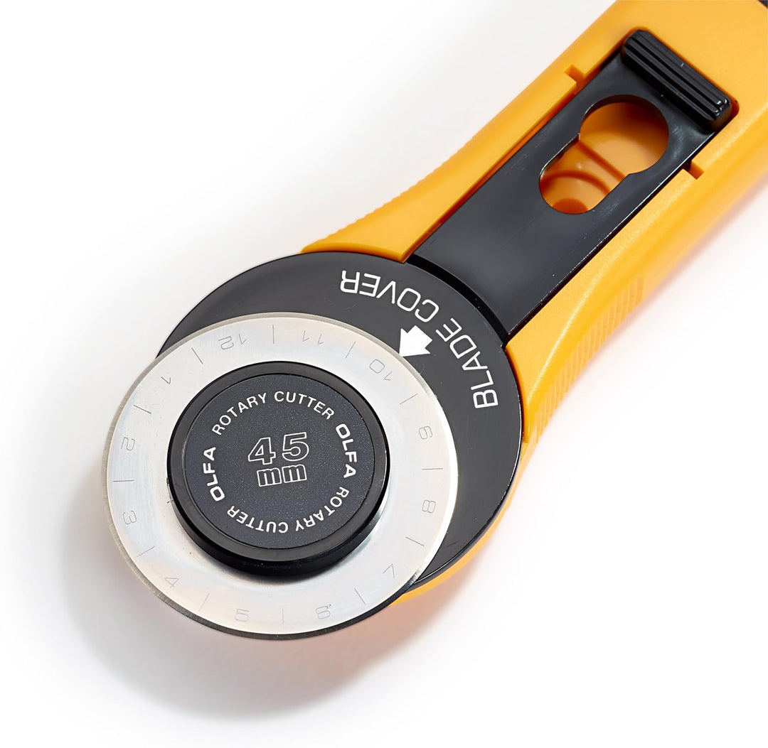 Prym 611382 Schneideunterlage cm/inch-Einteilung, 90x60cm & Rollschneider Maxi Olfa- Rollenschneider