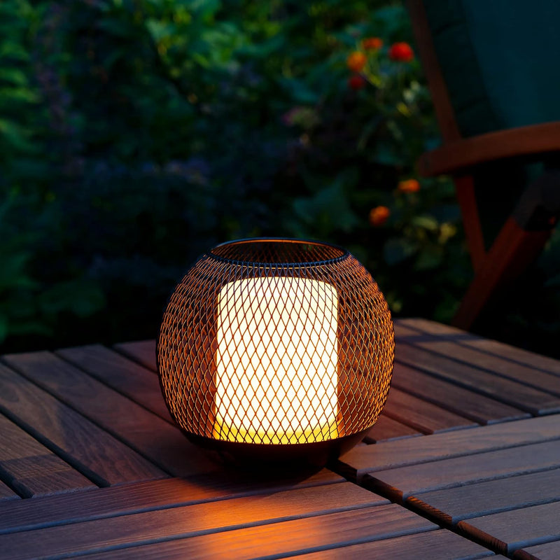 Navaris 2X LED Solar Gartenkerze - Kerzenschein Flackereffekt - Outdoor LED Kerzen Laterne - Garten