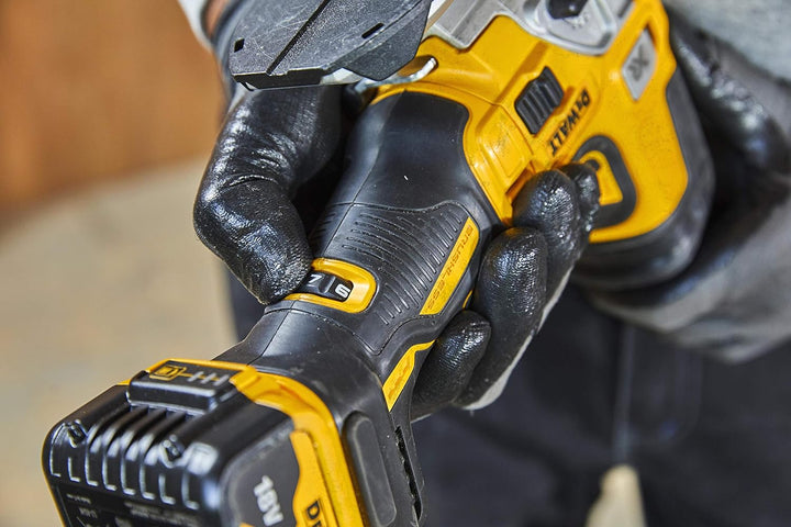 DeWalt DCS335P2-QW 18V Xr Body Grip Jigsaw Kitted, 2 x 5.0 Ah