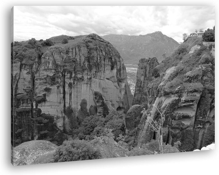 deyoli atemberaubende Meteora Landschaft in Griechenland Effekt: Schwarz/Weiss im Format: 100x70 als