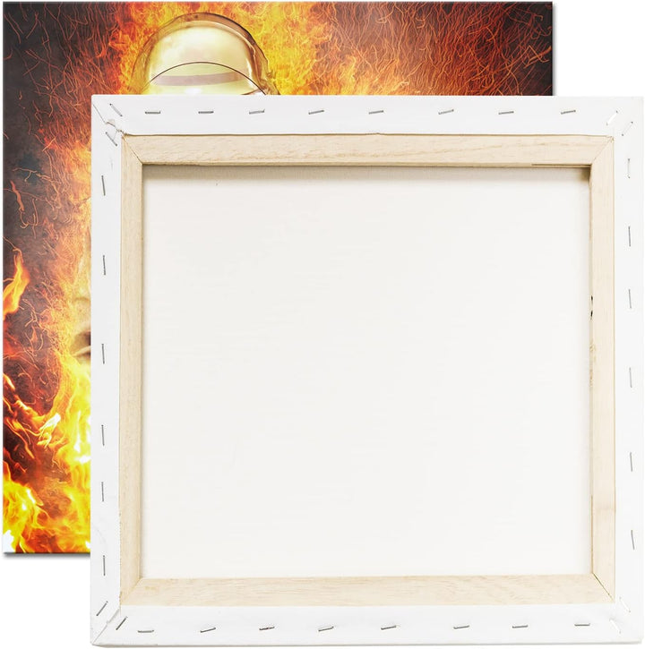 Feuerwehrmann im Einsatz Format: 60x60 als Leinwandbild, Motiv fertig gerahmt auf Echtholzrahmen, Ho