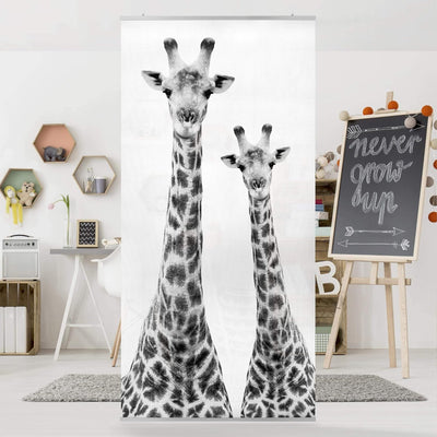 Bilderwelten Raumteiler Portrait zweier Giraffen in Schwarz Weiss 250x120cm ohne Halterung 250 x 120