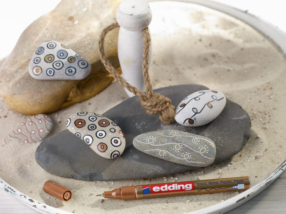 edding 780 Glanzlackmarker - schwarz - 10 Lackmarker - extra-feine Rundspitze 0,8 mm - Lackstift für