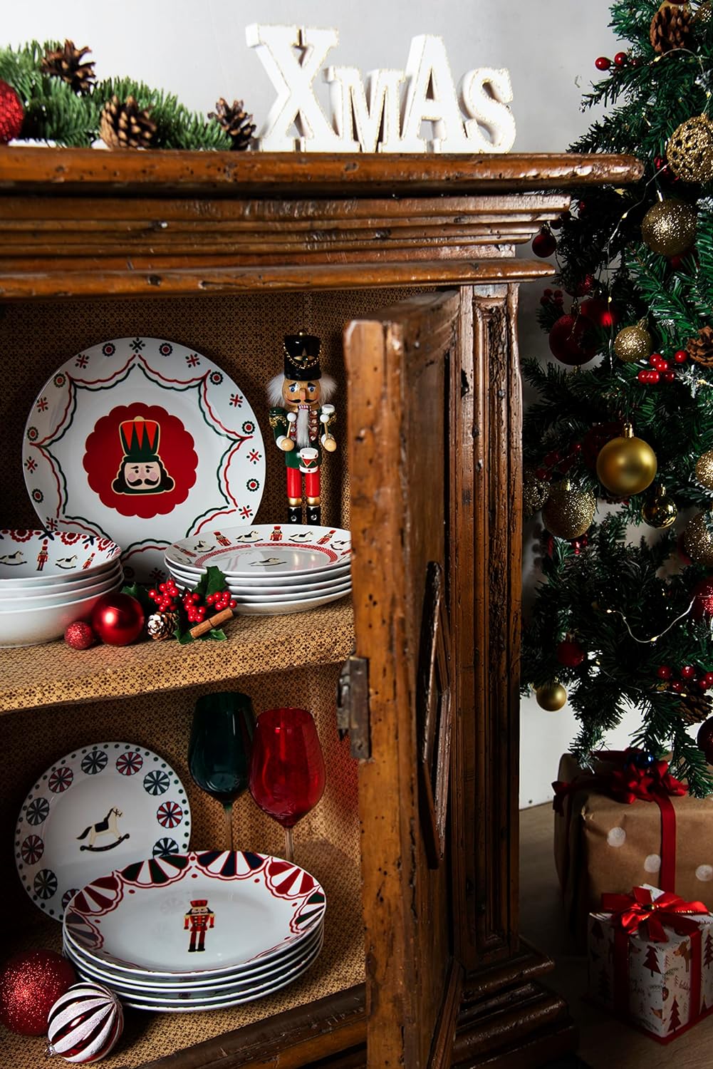 Excelsa Nutcracker Tellerservice 18 Stück
