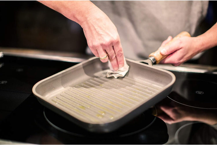 Berndes BONANZA Grillpfanne 28 x 28 cm, robuster Aluguss, antihaftversiegelt, eckig 28 cm Grillpfann