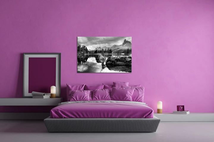 beginnender Winter in den Dolomiten Effekt: Schwarz&Weiss,Format: 80x60 als Leinwandbild, Motiv fert