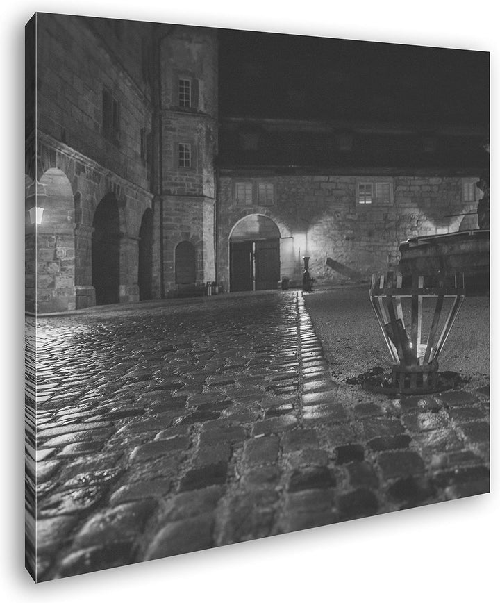 deyoli Innenhof Einer Burg Format: 60x60 Effekt: Schwarz&Weiss als Leinwandbild, Motiv fertig gerahm
