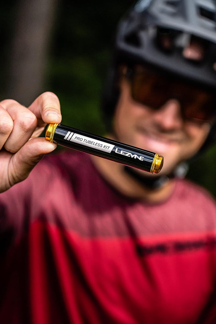 LEZYNE Pro Tubeless Fahrradreifen-Reparatur-Set, All-in-One Reifenreparatursystem für schlauchlose R