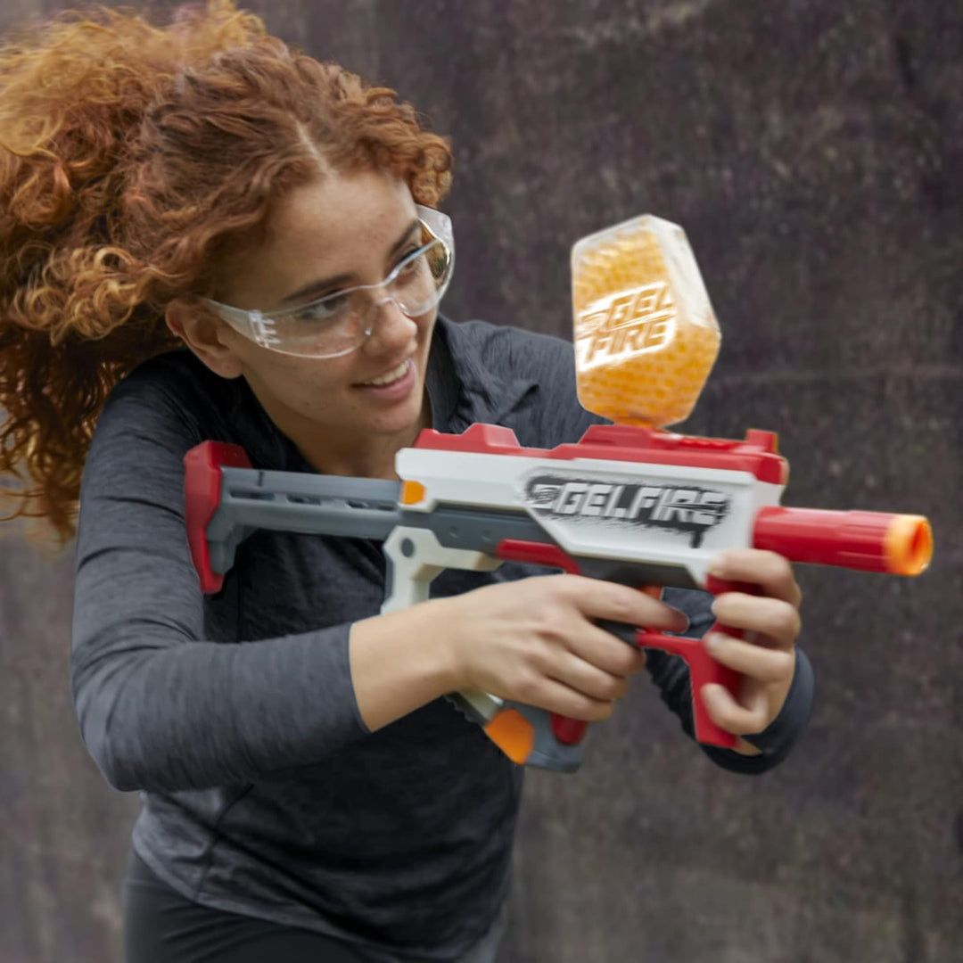 Nerf Pro Gelfire Mythic Blaster, 1600 hydrierte Gelfire Kugeln, Kugelmagazin für 800 Kugeln, mit Akk
