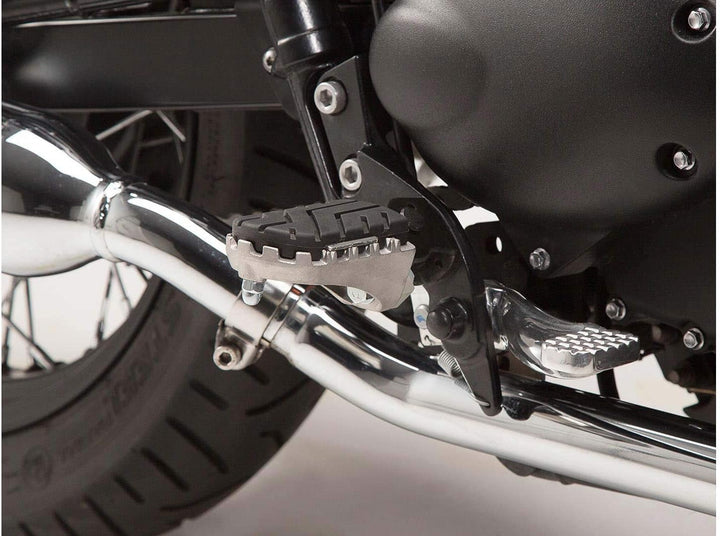 SW-MOTECH ION Fussrasten-Kit für Bonneville/T100 (04-), Scrambler (05-)
