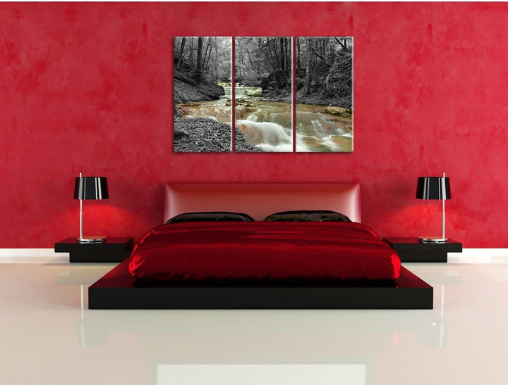 Pixxprint Waldbach im Herbst als Leinwandbild/Grösse: 3 Teilig (120x80) cm/Wandbild/Kunstdruck/ferti