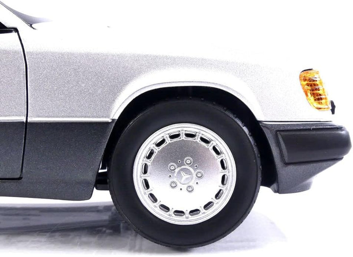 Norev NV183880 1:18 300 CE-24 Coupé 1990 Silber Mercedes-Benz Sammlerstück Modell, Multi