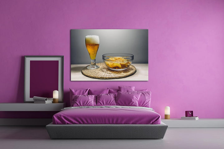 deyoli Chips und Bier Format: 100x70 als Leinwandbild, Motiv fertig gerahmt auf Echtholzrahmen, Hoch