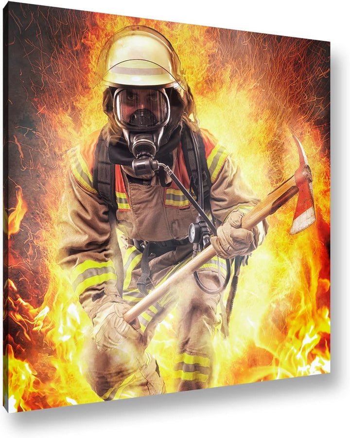 Feuerwehrmann im Einsatz Format: 60x60 als Leinwandbild, Motiv fertig gerahmt auf Echtholzrahmen, Ho