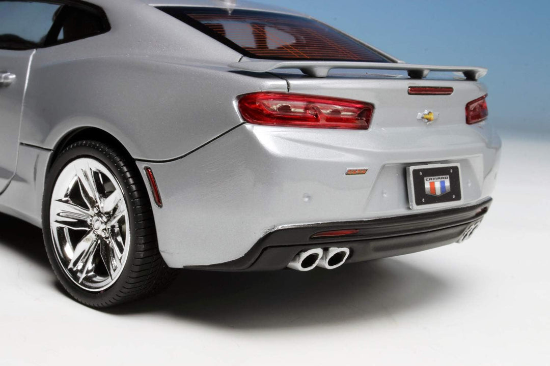Round2 AMT982M/12 1/25 2016er Chevy Camaro SS, Snap kit