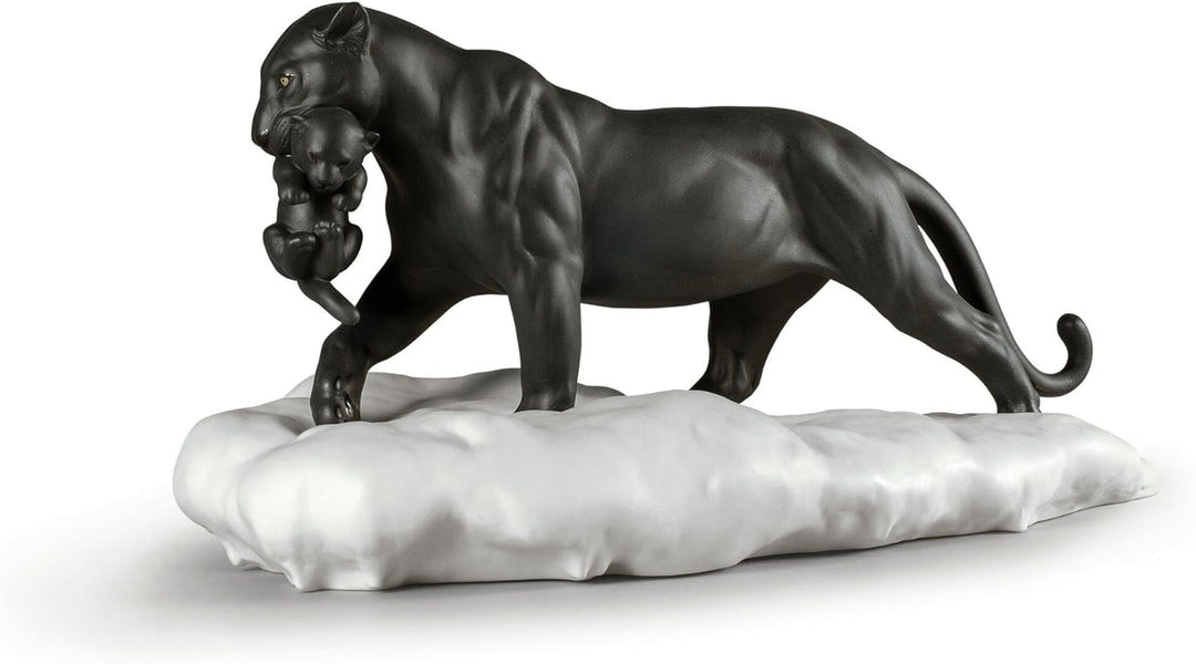 LLADRÓ Figur Schwarzer Panther Mit Welpe. Panther. Porzellan.