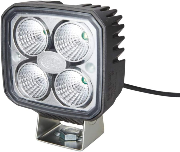 HELLA - LED-Arbeitsscheinwerfer - Q90 compact - 12/24V - 1GA 996 284-011 stehender Anbau weitreichen