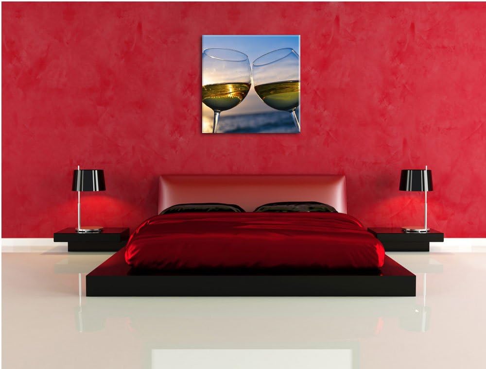 Pixxprint Weingläser im Sonnenuntergang am Meer, Format: 70x70 auf Leinwand, 70x70