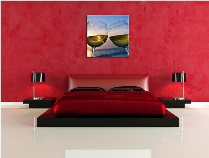 Pixxprint Weingläser im Sonnenuntergang am Meer, Format: 70x70 auf Leinwand, 70x70