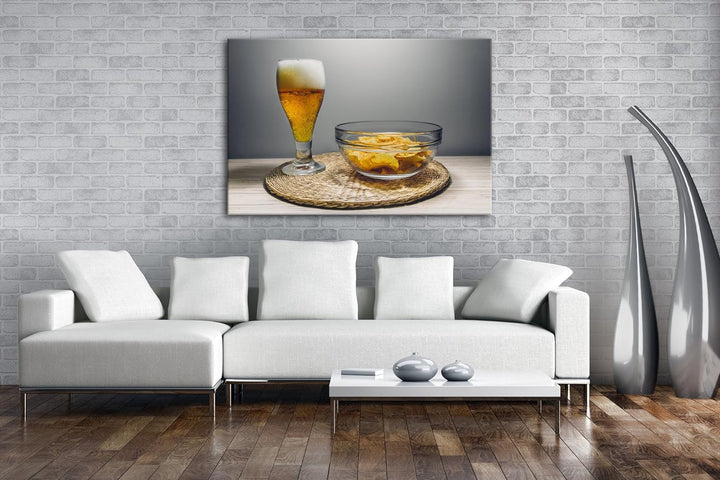 deyoli Chips und Bier Format: 100x70 als Leinwandbild, Motiv fertig gerahmt auf Echtholzrahmen, Hoch