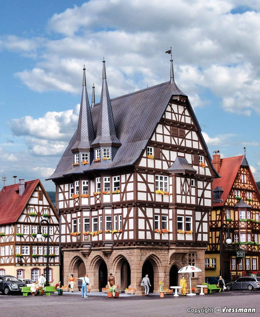 Kibri 38900" H0 Rathaus Alsfeld Fahrzeug