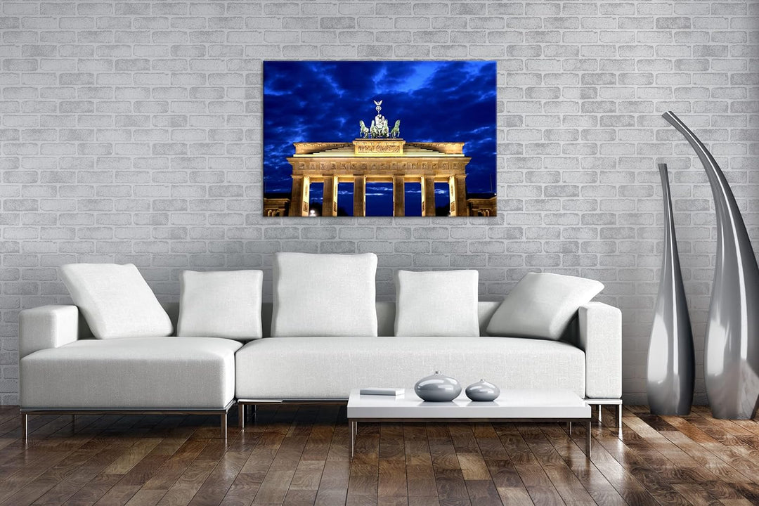 deyoli gigantisches Brandenburger Tor bei Nacht im Format: 80x60 als Leinwandbild, Motiv fertig gera