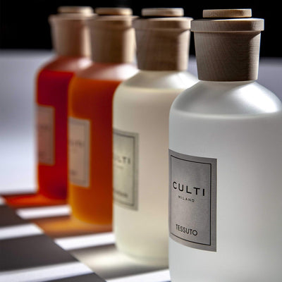Culti Milano Stile Diffuser Supreme Amber mit einem Volumen von 100 ml und der Duftnote Weihrauch un