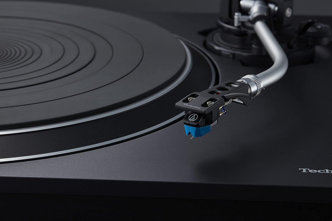 Technics SL-100C Plattenspieler mit Direktantrieb, AT-VM95C Tonabnehmer, Autolift, 3 Geschwindigkeit