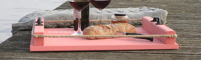 Robustes TABLETT aus Holz - Serviertablett mit Metallgriffen für Geschirr I Getränke I Frühstückstab