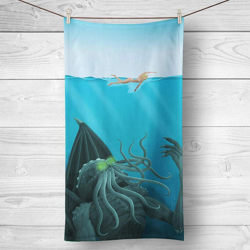 getDigital Cthulhu Badehandtuch - Grosses Strand Handtuch für Geeks, Nerds und Fantasy Fans - 140 x