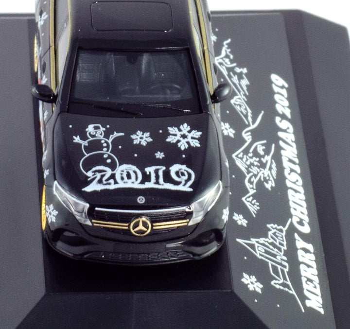 herpa 102155 Mercedes-Benz EQC Weihnachts-PKW 2019“ in Mini zum Basteln und Sammeln, Mehrfarbig