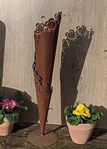 terracotta-toepfe-de Rost Spitztüte Pflanztüte ca. 61 cm auf Platte aus Metall in Edelrost Optik, Pf