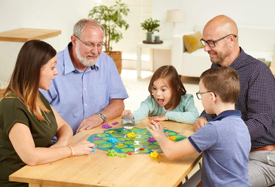smart games - Froggit, Multi-Level Family Board Game, 2-6 Players, 6+ Years