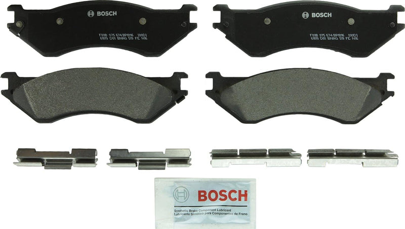 Bosch BP1096 QuietCast Premium Halbmetallische Scheibenbremsbelag-Set für Dodge: 2006-2010 Ram 1500,