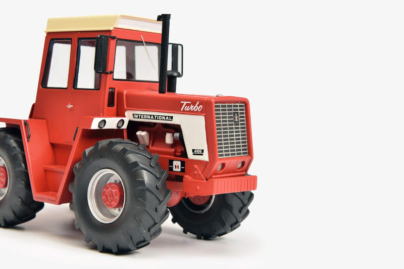 Schuco 450910900 International 4166, Traktor, Modellauto, Massstab 1:32, Limited Edition 1.500, Resi