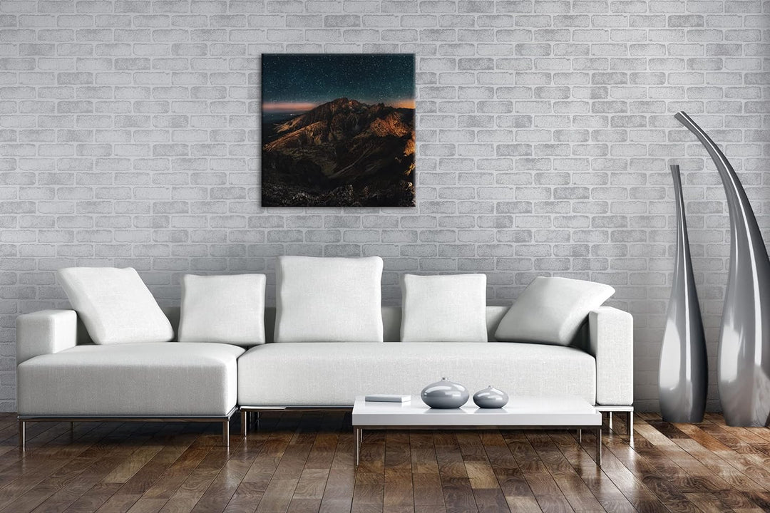 scheinende Nacht über den Bergen Format: 60x60 als Leinwandbild, Motiv fertig gerahmt auf Echtholzra