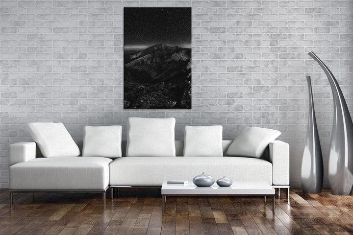 scheinende Nacht über den Bergen Effekt: Schwarz&Weiss, Format: 80x60 als Leinwandbild, Motiv fertig