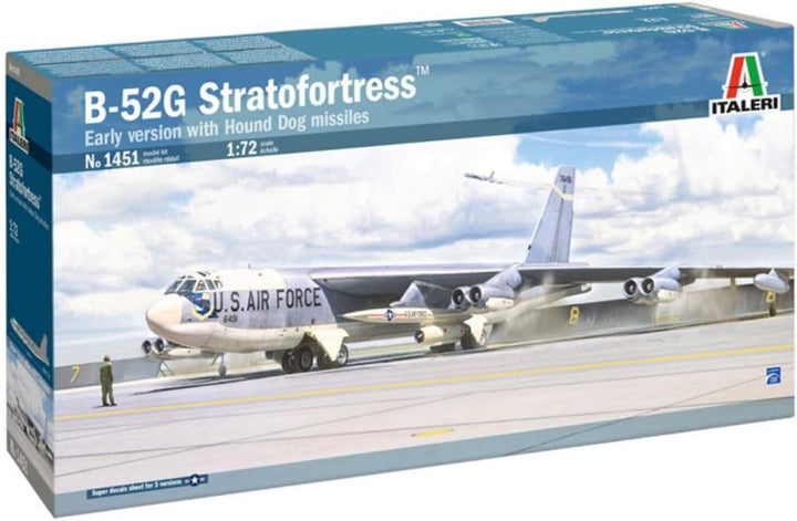Italeri 1451S Model Kit letadlo 1451-B-52G Stratofortress Early Version with Hound Dog Missiles (1:7