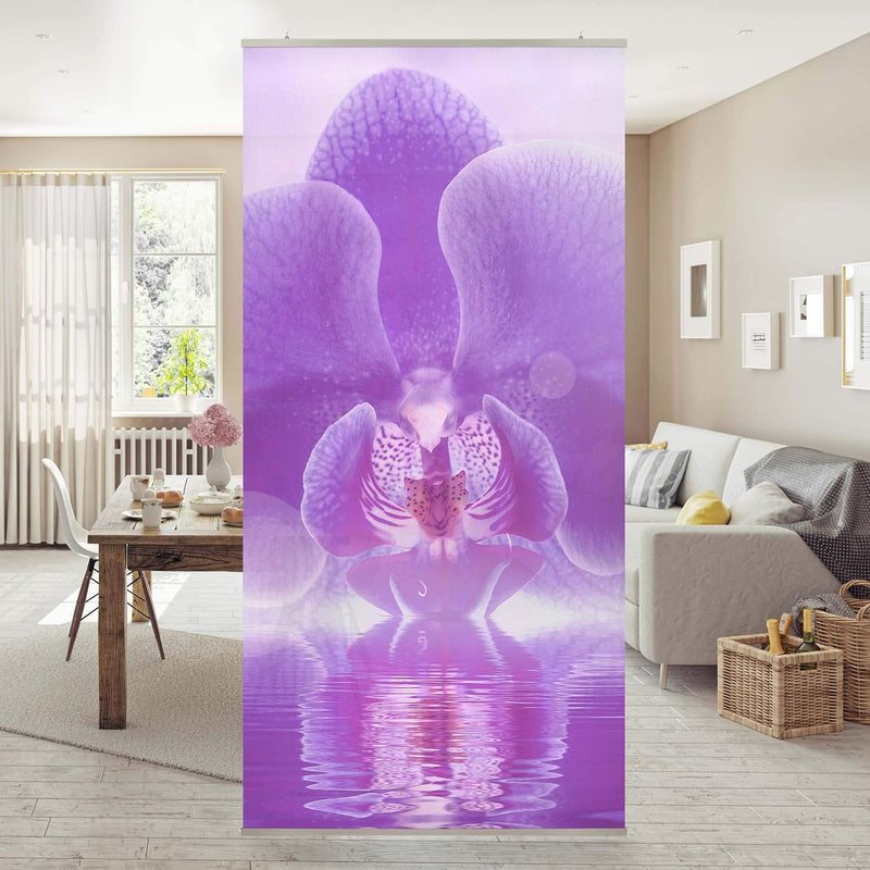 Raumteiler Lila Orchidee auf Wasser 250x120cm inkl. transparenter Halterung, inkl. transparenter Hal