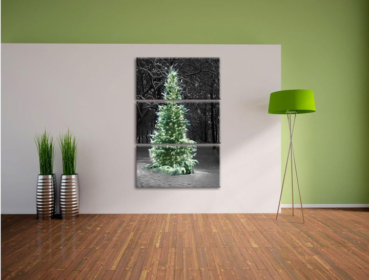 Pixxprint Weihnachtsbaum im Winterwald als Leinwandbild/Grösse: 3 Teilig (120x80) cm/Wandbild/Kunstd