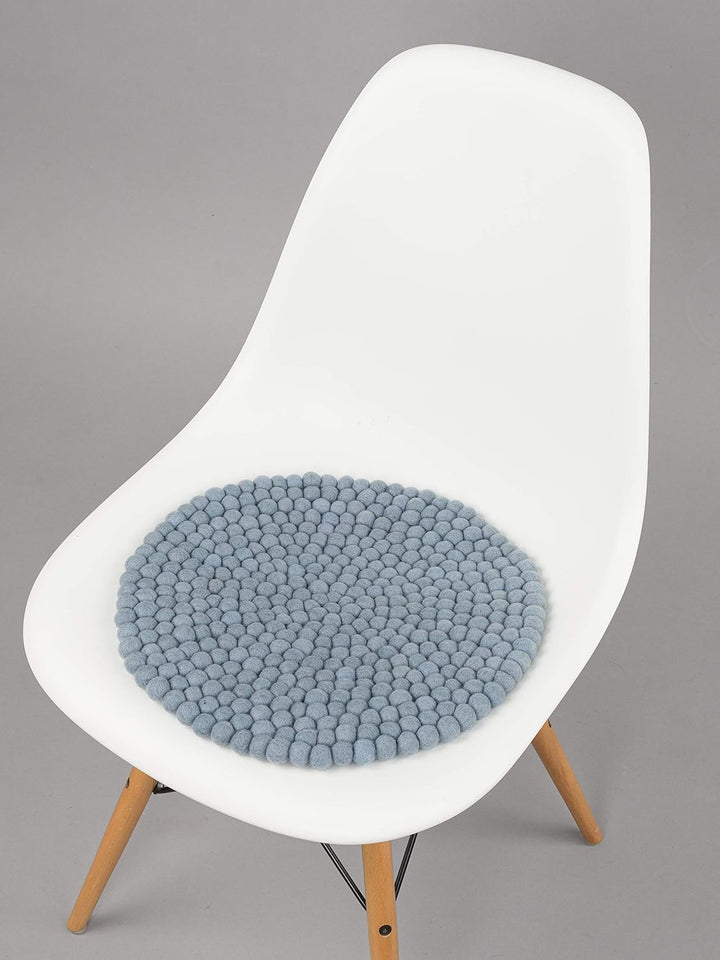 myfelt Filzkugel Sitzauflage Stuhlauflage - Mia - rund, Ø 36 cm, Hellblau, Hellblau
